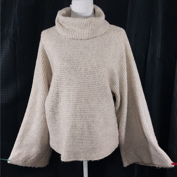 WORTHINGTON! OATMEAL & CREAM HORIZONTAL KNIT BELL SLEEVE SWEATER! SZ L - Picture 2 of 10